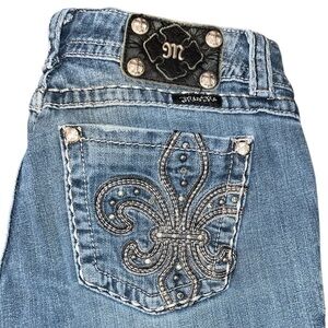 Miss Me Easy Boot Jeans Women’s Size 28 Blue Denim Embroidered Rhinestone